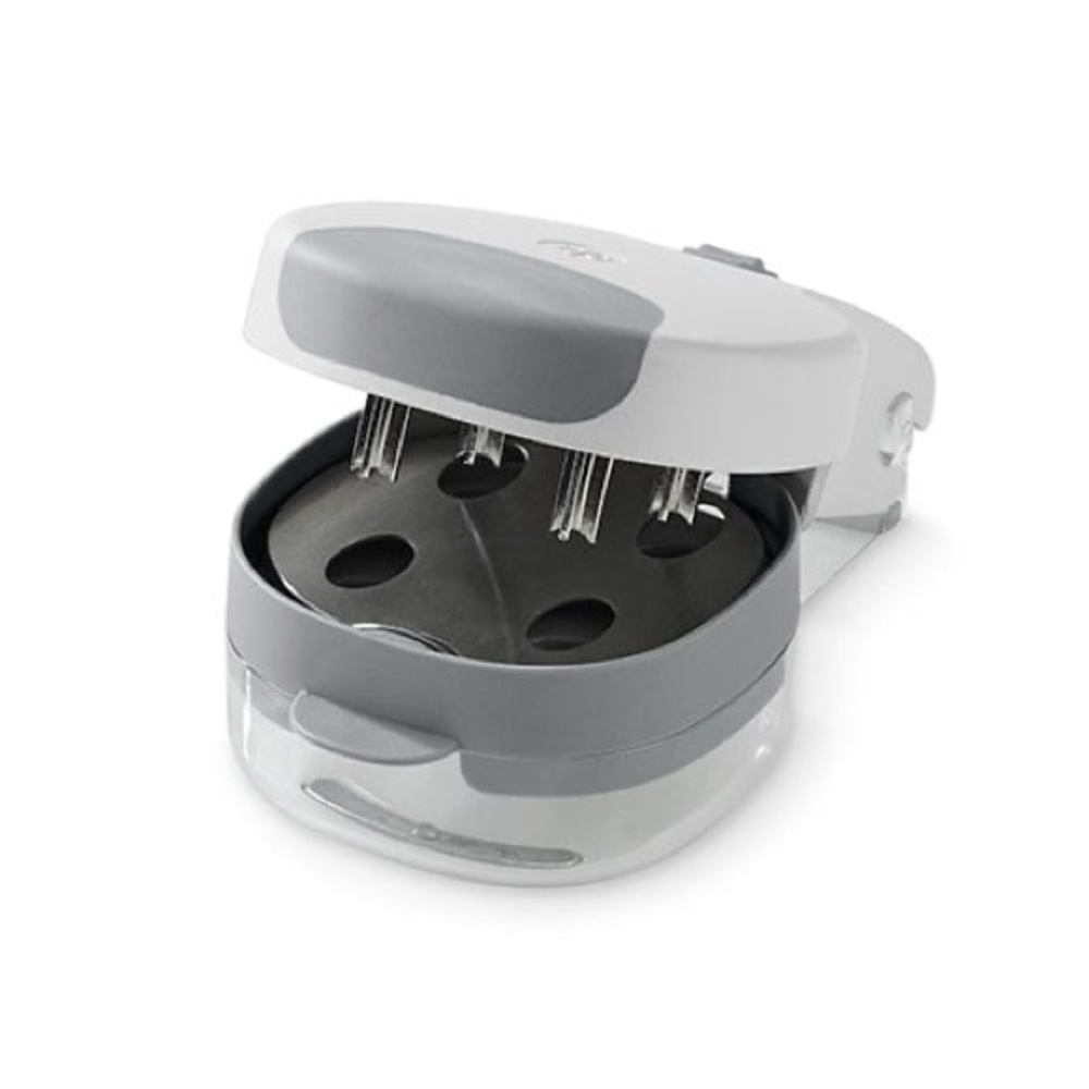 Pre-Owned Pampered Chef’s Cherry & Olive Pitter - Picture 2 of 7